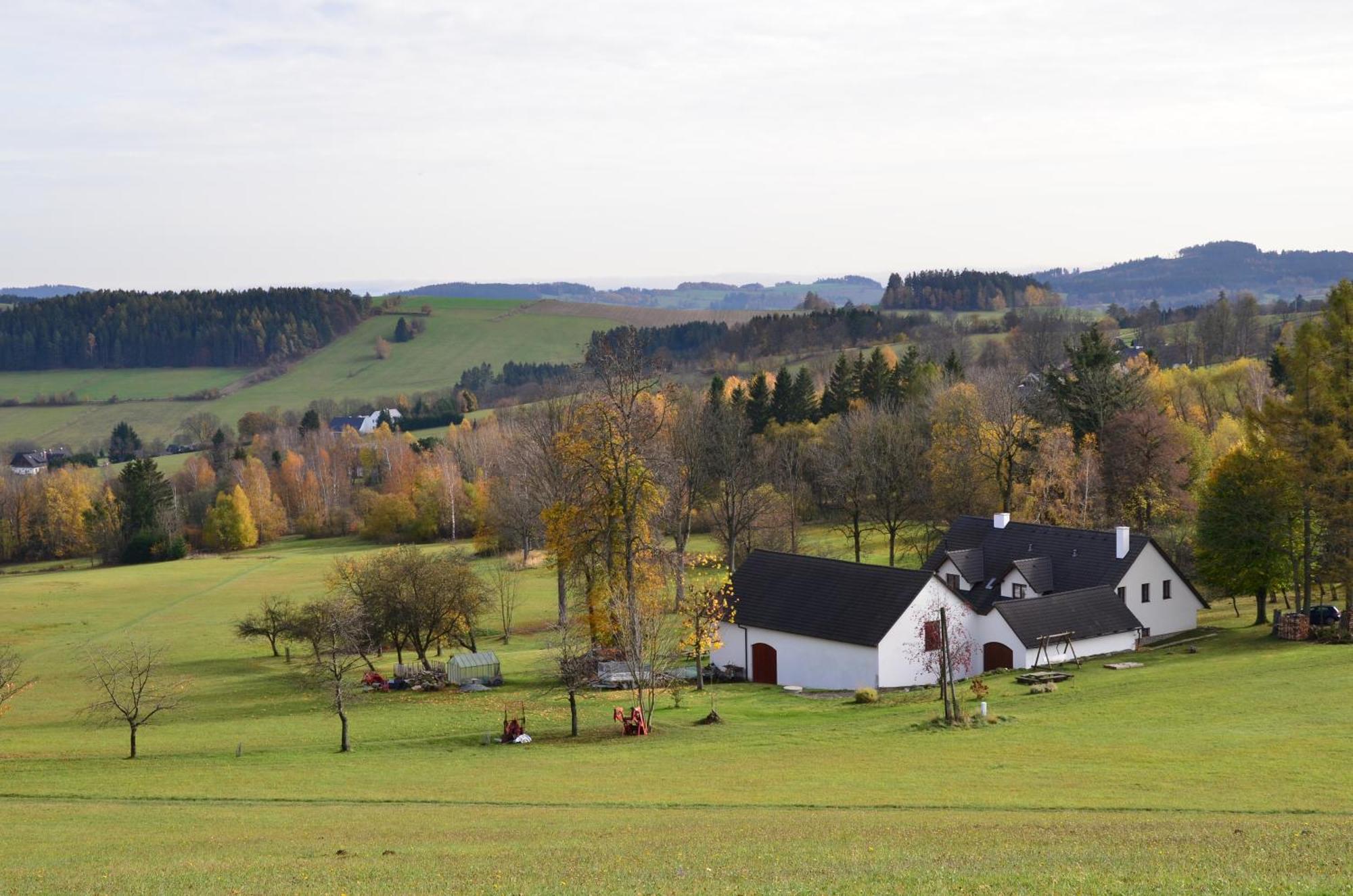 Penzion Gaudeamus Milovy Exterior foto